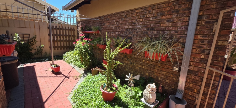 3 Bedroom Property for Sale in Riebeeckstad Free State